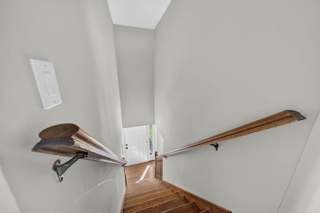 21 Sefton Drive, Bristol RI 02809 photo 16
