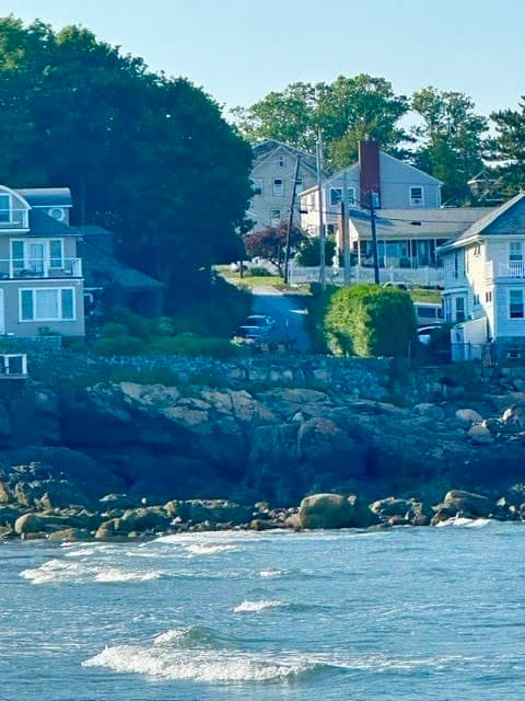Single Family Residence at 17 Mills Terrace, Nahant MA 01908, Nahant, photo 4 of 9