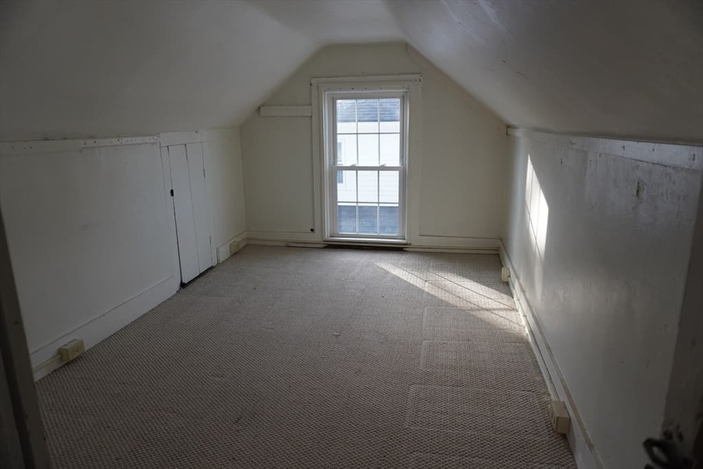 3 Family at 28 Court Street, Mansfield MA 02048, Mansfield, photo 17 of 39