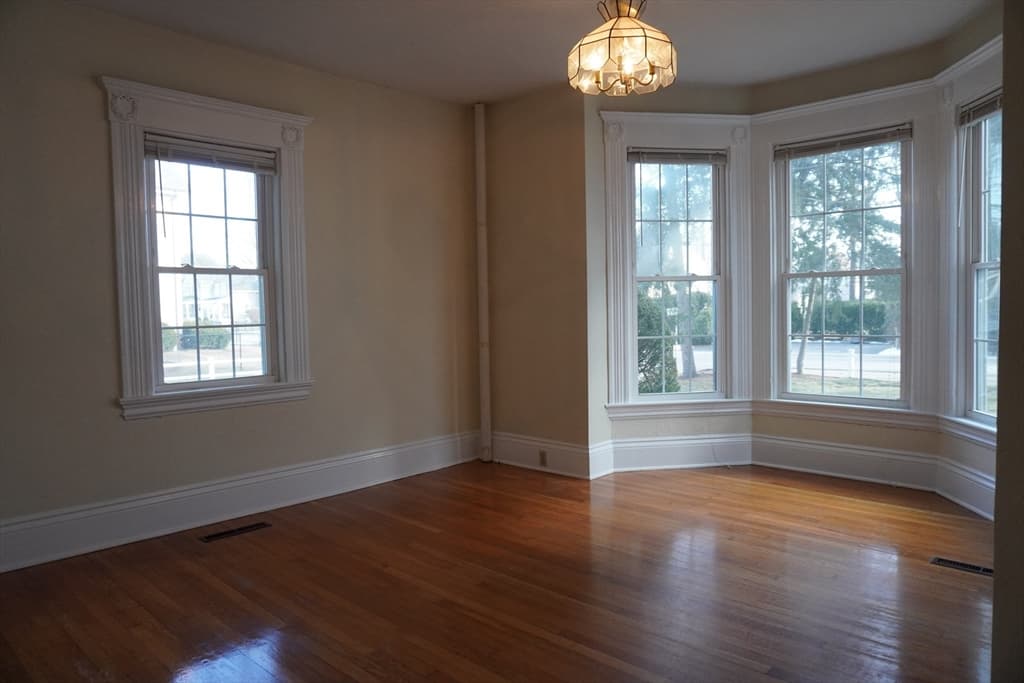 3 Family at 28 Court Street, Mansfield MA 02048, Mansfield, photo 34 of 39