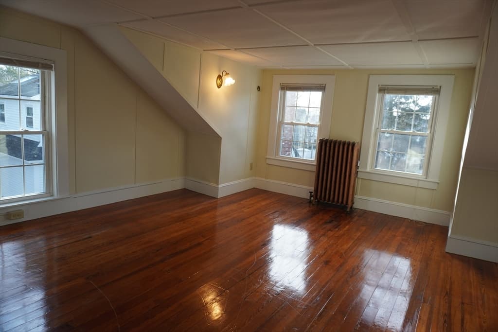 3 Family at 28 Court Street, Mansfield MA 02048, Mansfield, photo 14 of 39