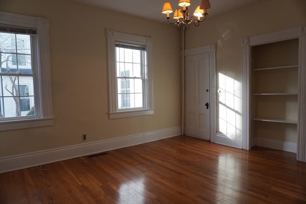 3 Family at 28 Court Street, Mansfield MA 02048, Mansfield, photo 29 of 39