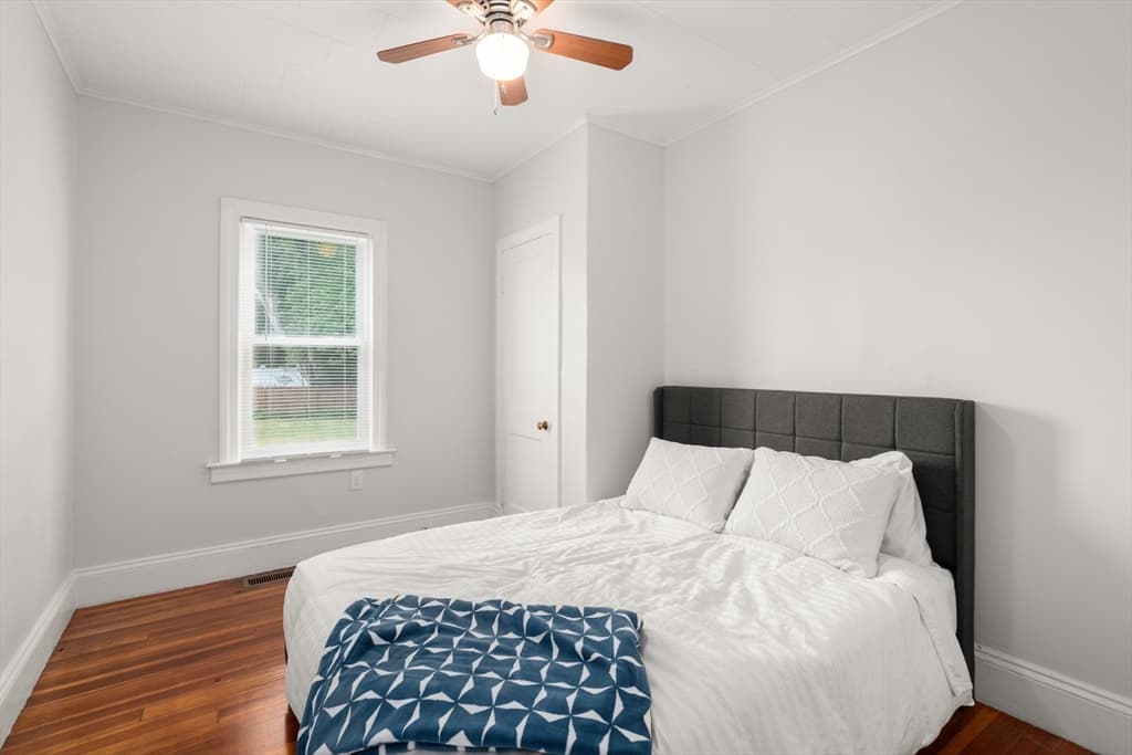 3 Family at 10 Riverview Ter, Chicopee MA 01013, photo 12 of 42