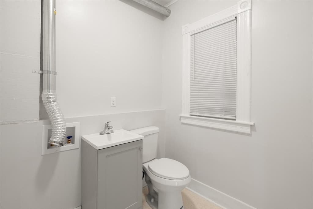 3 Family at 10 Riverview Ter, Chicopee MA 01013, photo 36 of 42