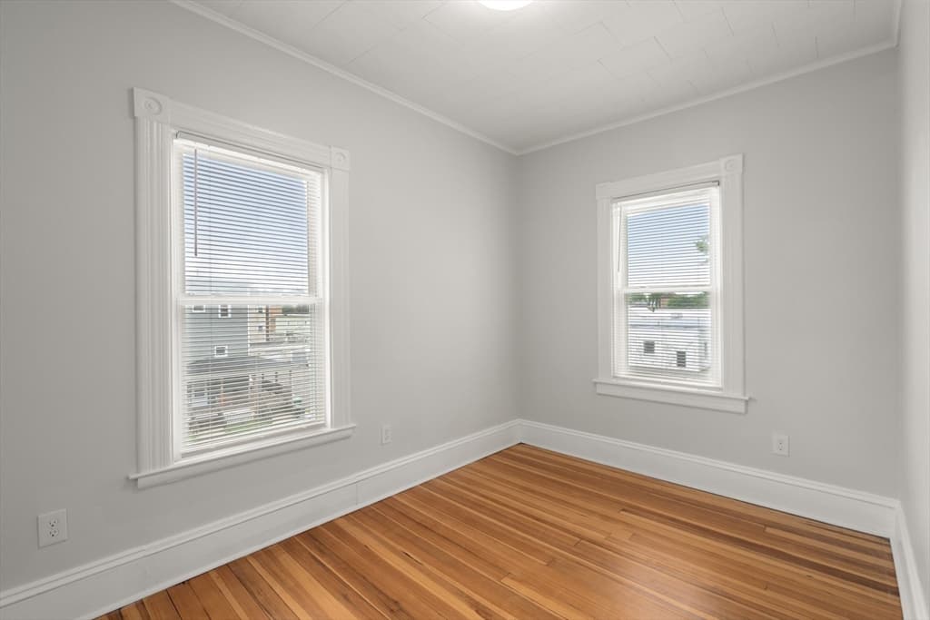 3 Family at 10 Riverview Ter, Chicopee MA 01013, photo 20 of 42