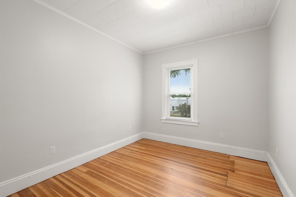 3 Family at 10 Riverview Ter, Chicopee MA 01013, photo 34 of 42