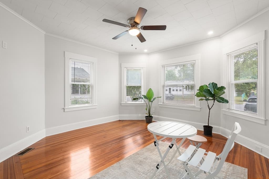 3 Family at 10 Riverview Ter, Chicopee MA 01013, photo 11 of 42
