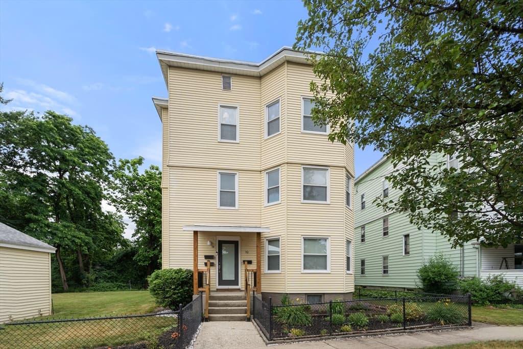 3 Family at 10 Riverview Ter, Chicopee MA 01013, photo 40 of 42