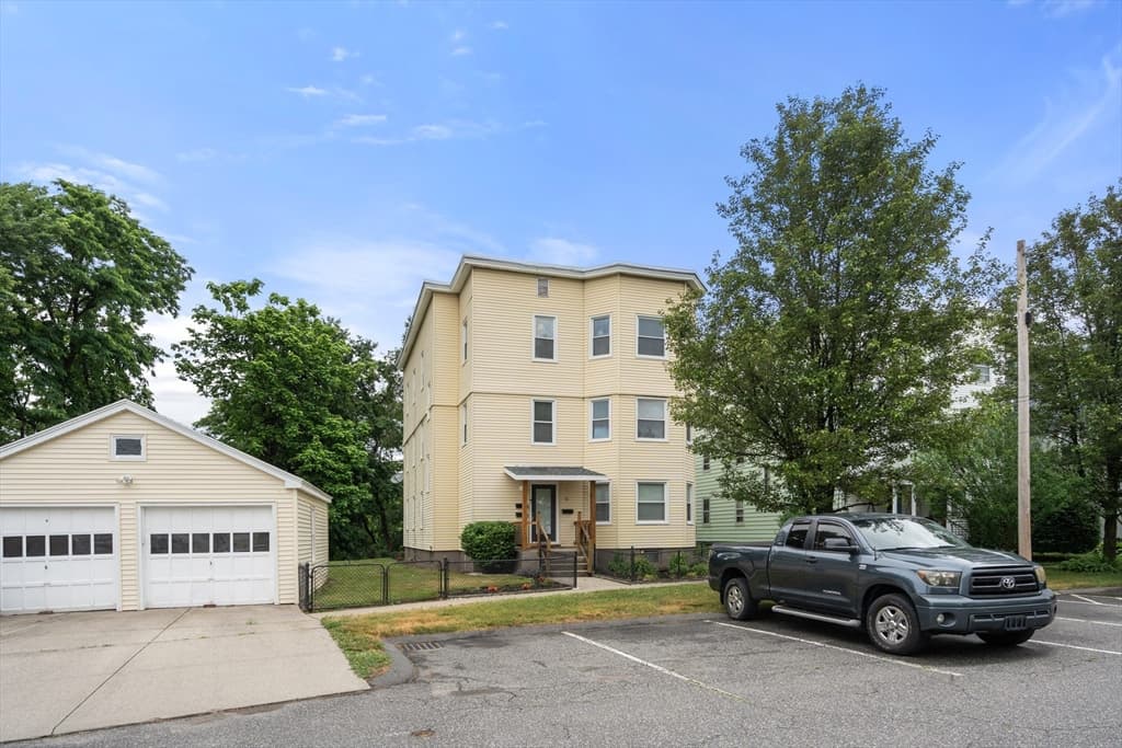 3 Family at 10 Riverview Ter, Chicopee MA 01013, photo 39 of 42
