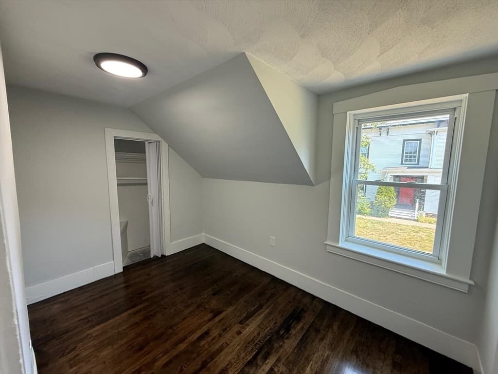 26 Sagamore St, Lynn MA 01902 photo 17