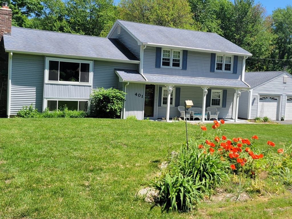 401 Cross St, Boylston MA 01505