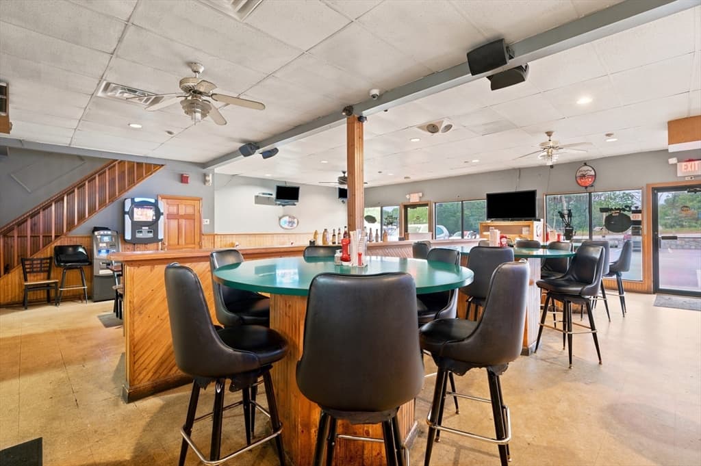 775 Quaker Highway, Uxbridge MA 01569 photo 14