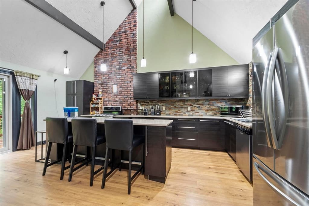 68 Murphy Rd, Hudson MA 01749 photo 6