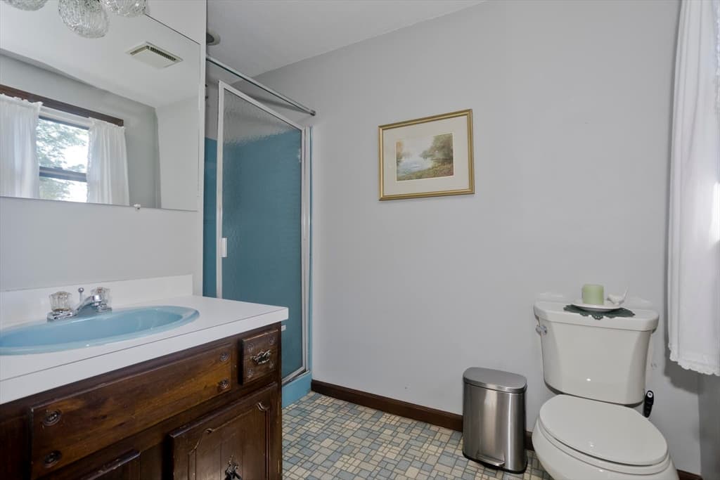 Single Family Residence at 9 Dowds Ln, Chicopee MA 01020, Chicopee, photo 14 of 32