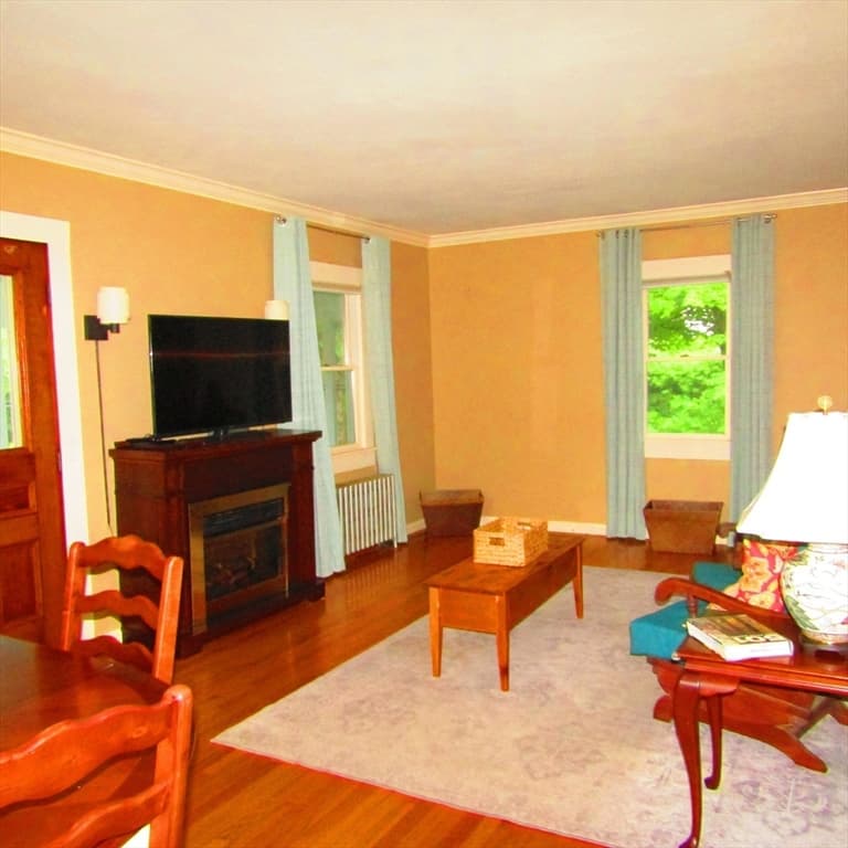Single Family Residence at 465 Spring Street, Northampton MA 01053, Northampton, photo 10 of 30