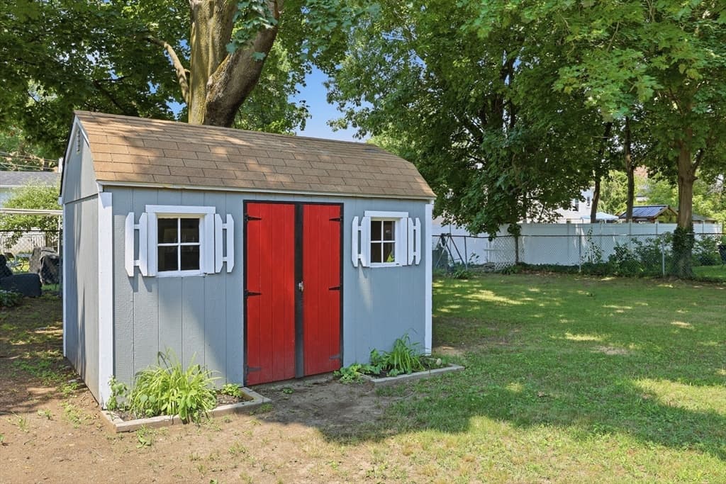81 Packard Way, Brockton MA 02301 photo 23