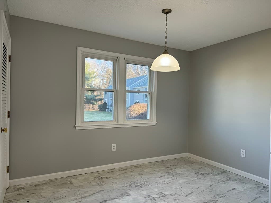 74 Tennis Plaza Rd # 31, Dracut MA 01826 photo 6