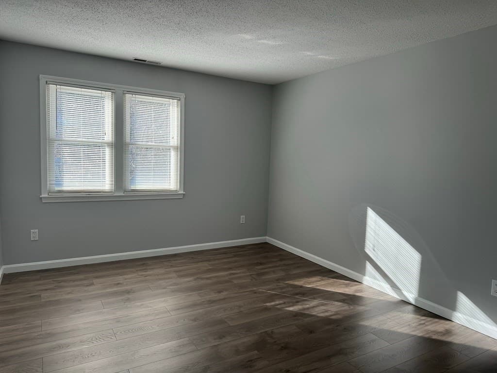 74 Tennis Plaza Rd # 31, Dracut MA 01826 photo 11