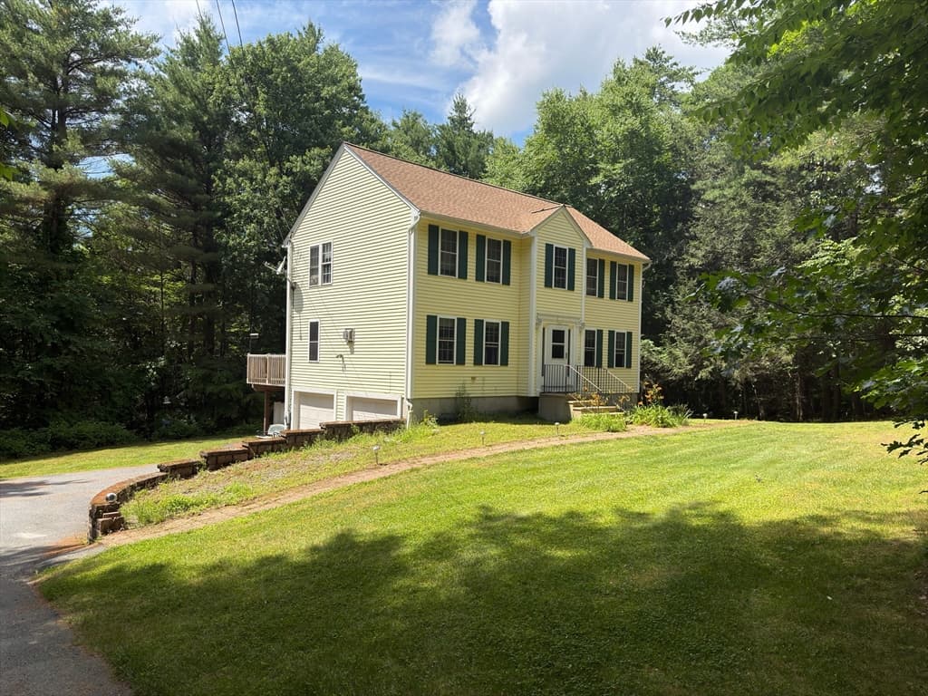 98 H Foote Rd, Charlton MA 01507