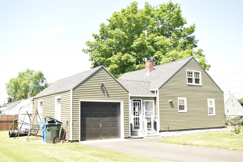 43 Barton St, Springfield MA 01104 photo 25