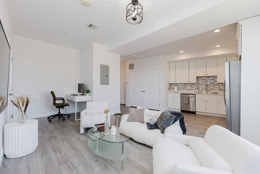 Condominium at 92-94 George St # 203, Boston MA 02119, Boston, photo 11 of 35