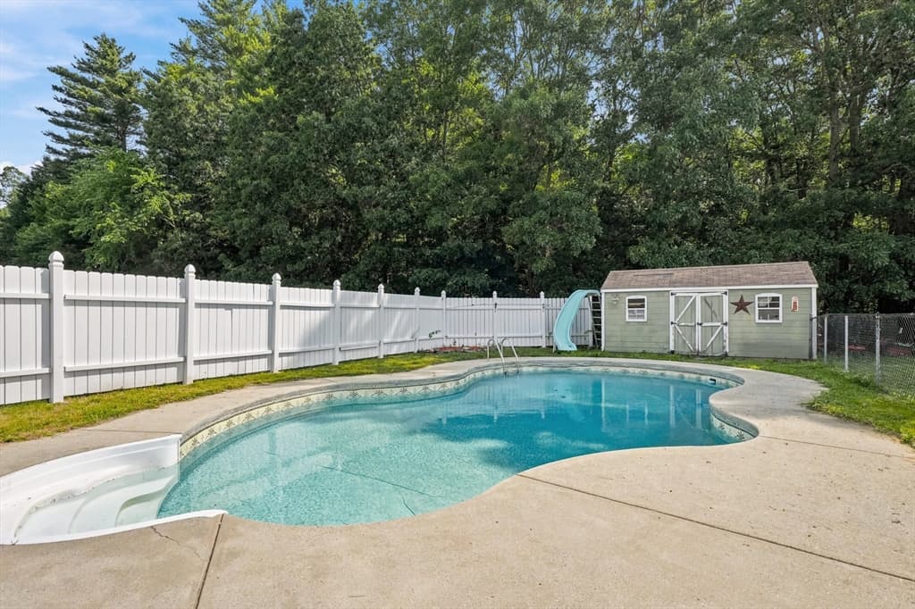 40 Elmwood Street, Salisbury MA 01952 photo 32