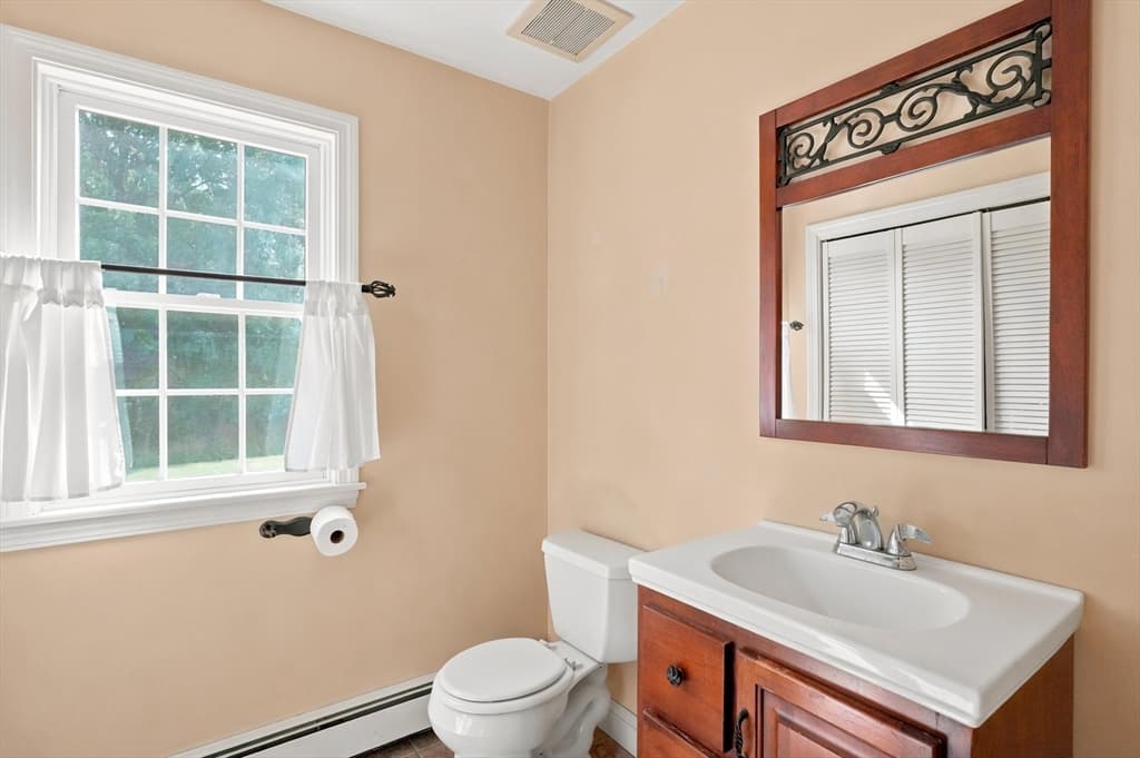 40 Elmwood Street, Salisbury MA 01952 photo 18