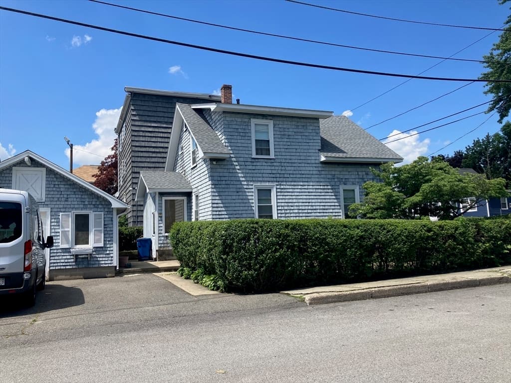 64 Columbus Ave, Lawrence MA 01841 photo 2