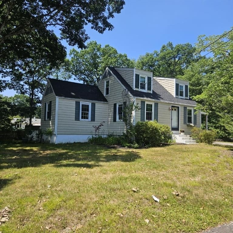 58 Johnson St, North Attleboro MA 02760