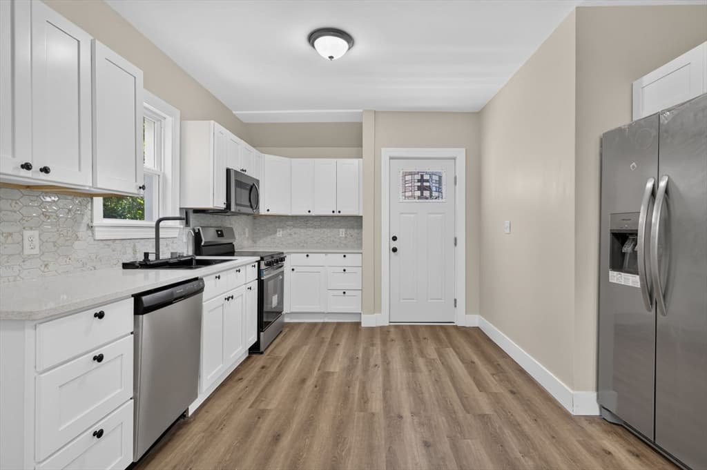 106 South 7th St, New Bedford MA 02740 photo 8