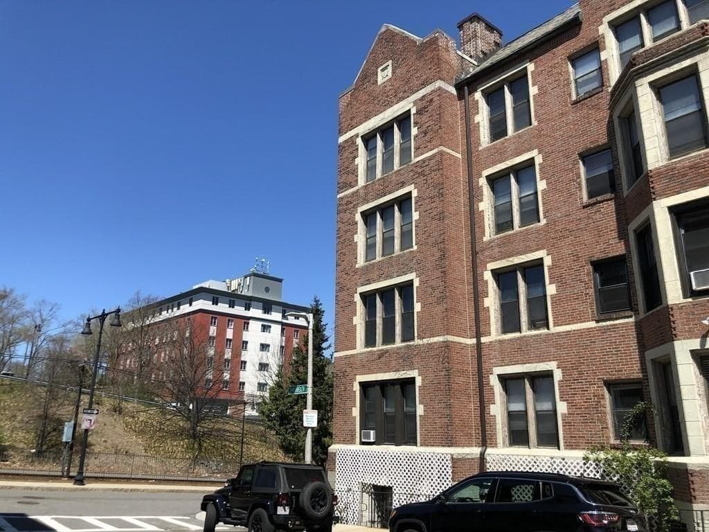 Condominium at 4 Commonwealth Ct # 17, Boston MA 02135, Boston, photo 15 of 15