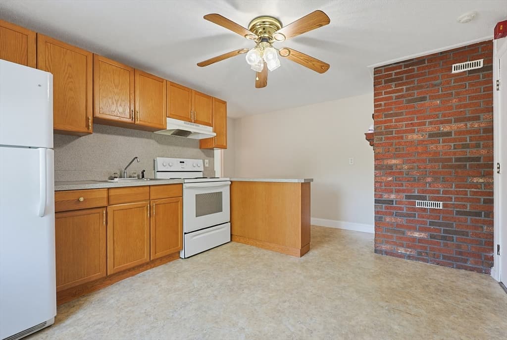 15 Frank St # 1, Dracut MA 01826 photo 5