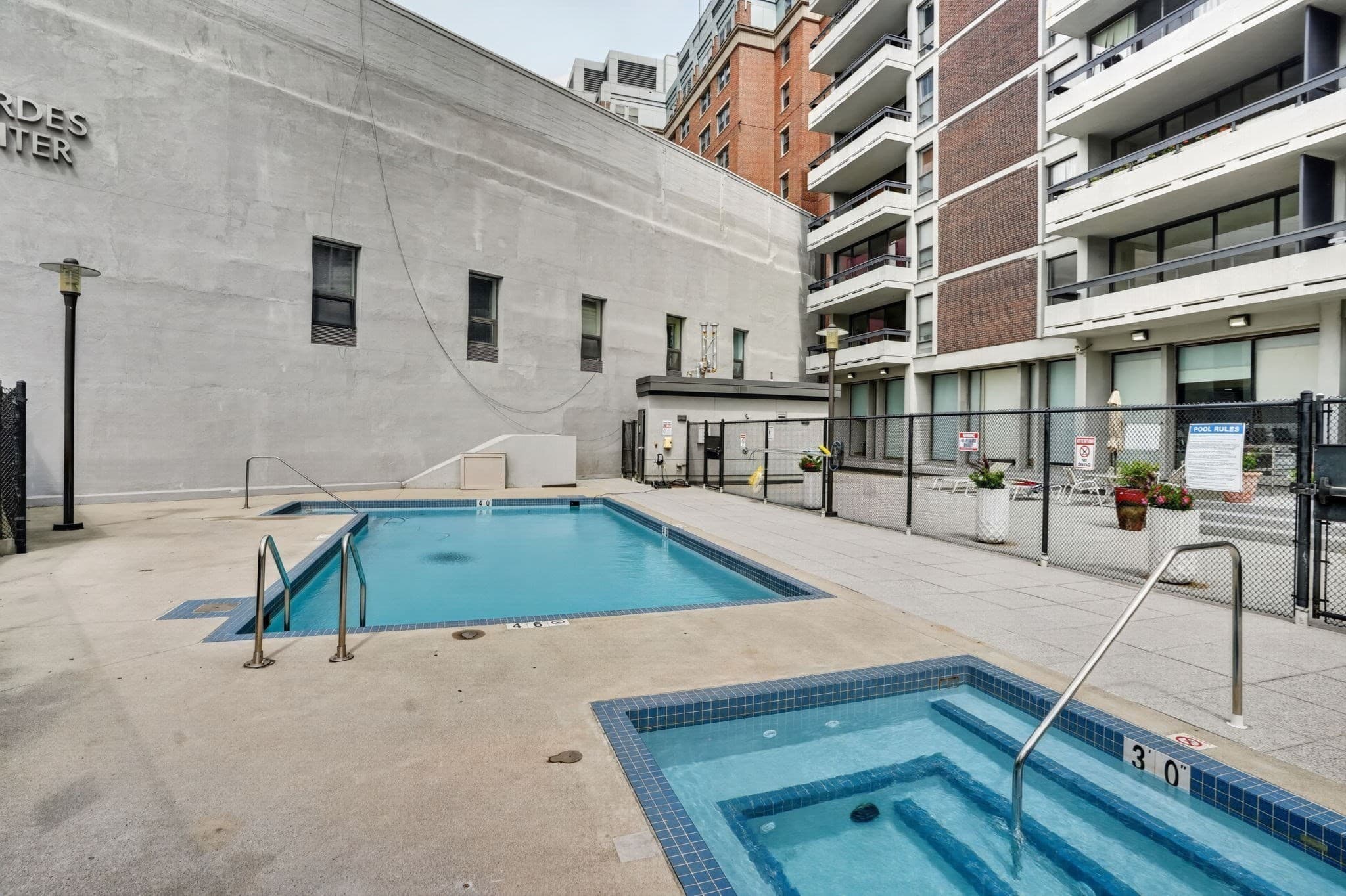 Stock Cooperative at 566 Commonwealth # 304, Boston MA 02215, photo 9 of 14