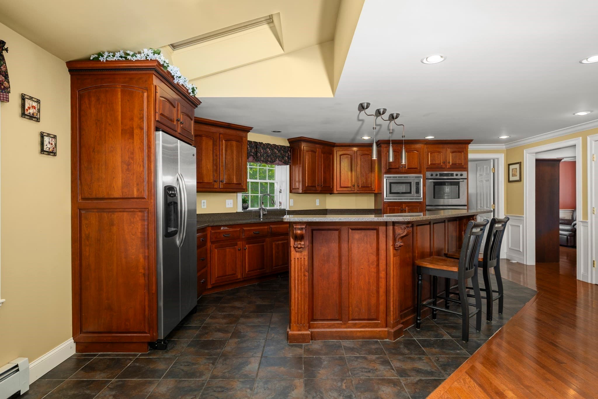 Single Family Residence at 70 Ellis Road, Southbridge MA 01550, Southbridge, photo 5 of 42