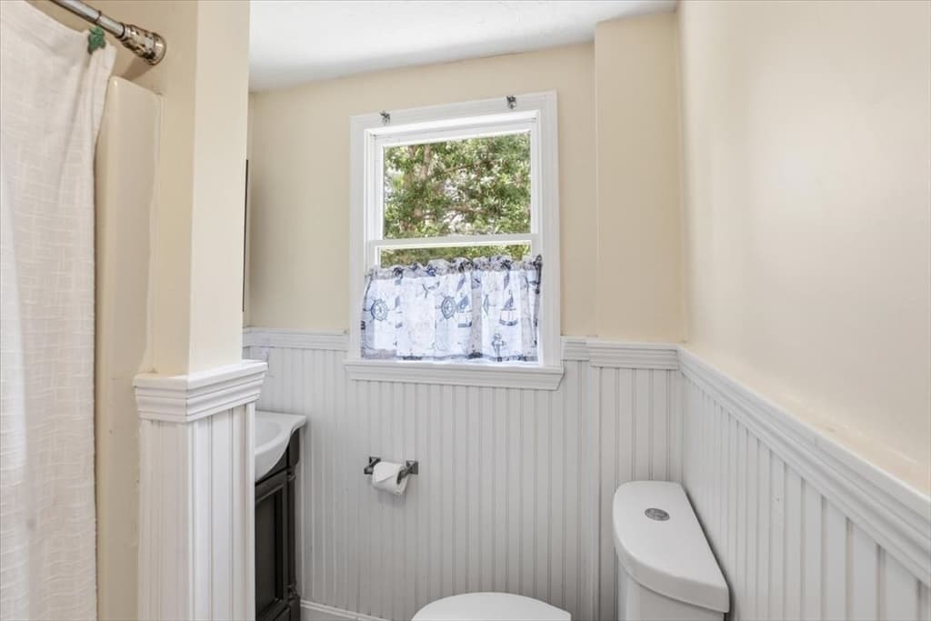 Single Family Residence at 70 Quinaquisset Ave, Mashpee MA 02649, photo 26 of 42