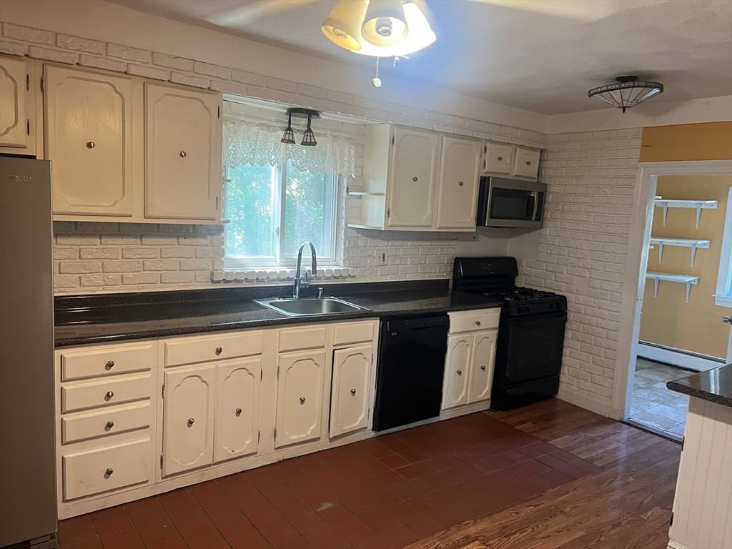 47-49 George Ave, Revere MA 02151 photo 16