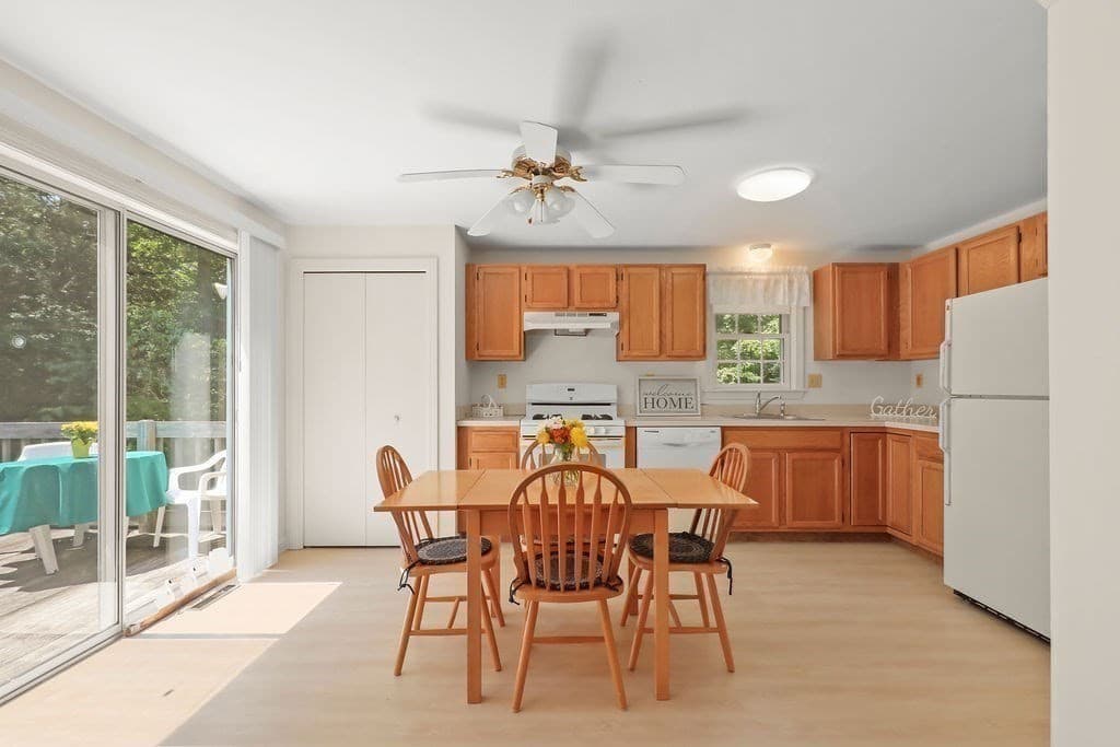 Single Family Residence at 4 Ryder Cir, Sandwich MA 02563, Sandwich, photo 15 of 40