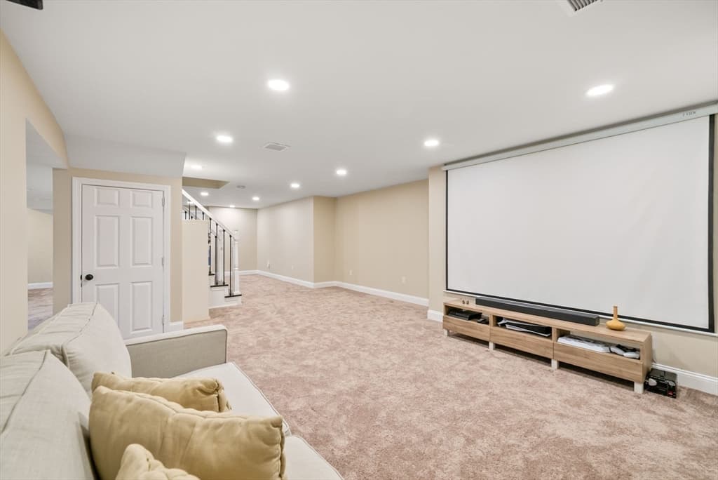 23 Falcon Ridge Dr, Hopkinton MA 01748 photo 29