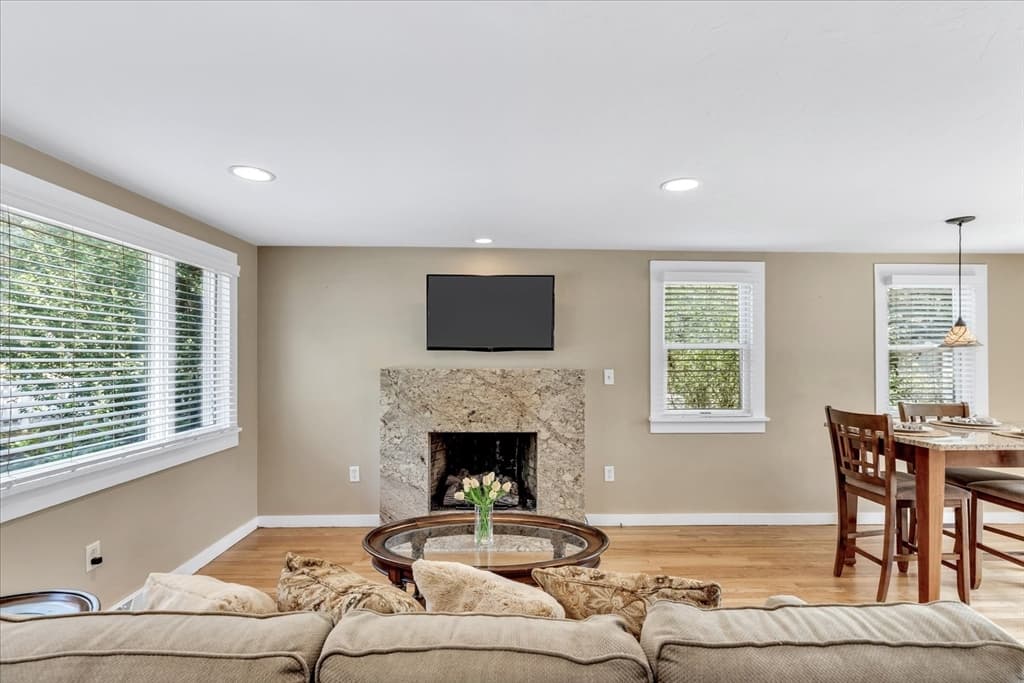 1 Thorwald Dr, Dennis MA 02660 photo 5