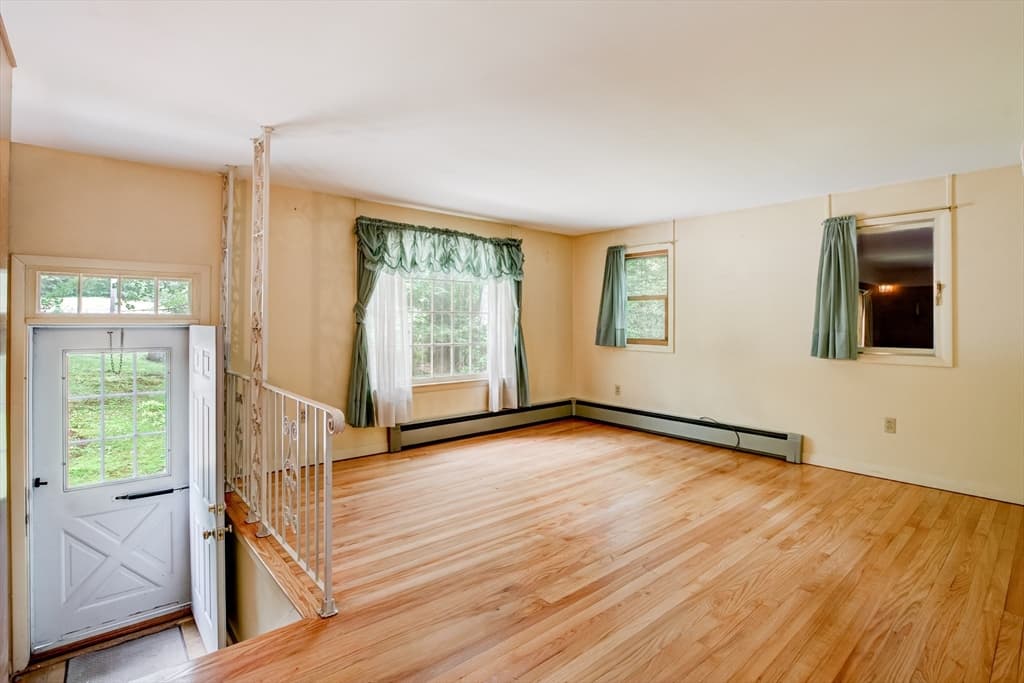 Single Family Residence at 487 Fitchburg State Road, Ashby MA 01431, Ashby, photo 5 of 42