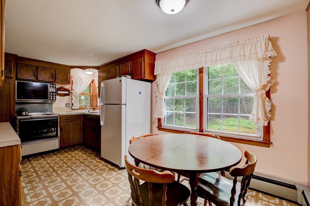 Single Family Residence at 487 Fitchburg State Road, Ashby MA 01431, Ashby, photo 10 of 42