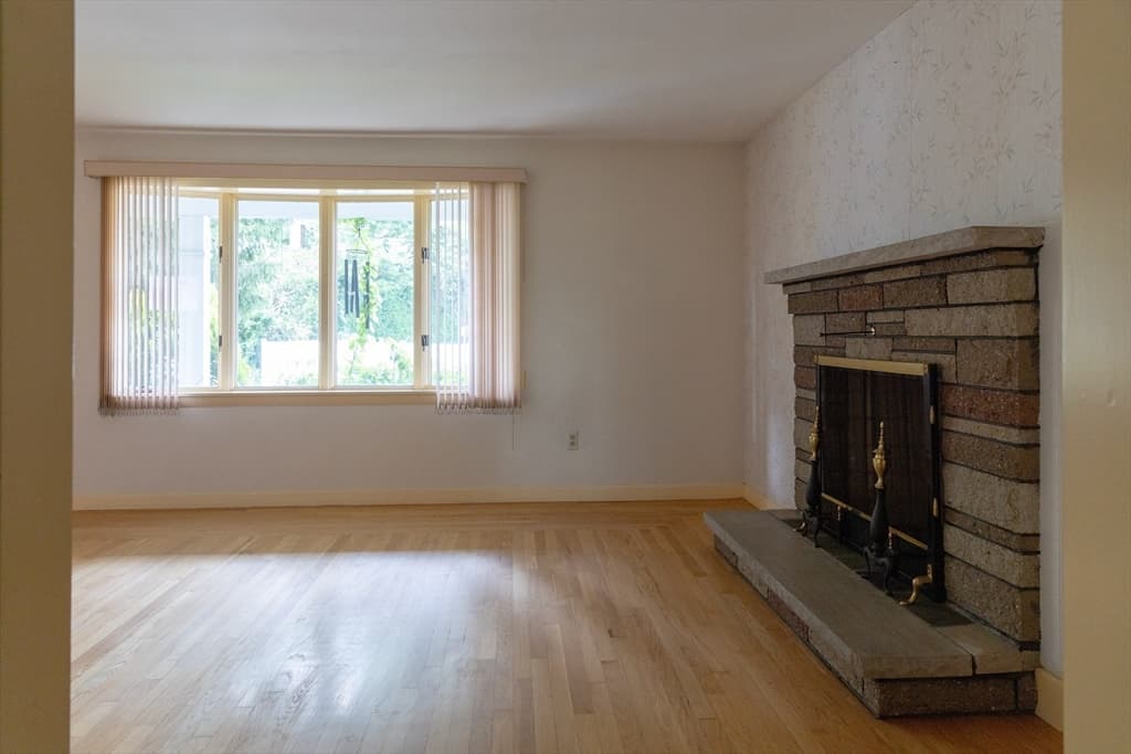 12 Cypress Dr, Smithfield RI 02917 photo 9