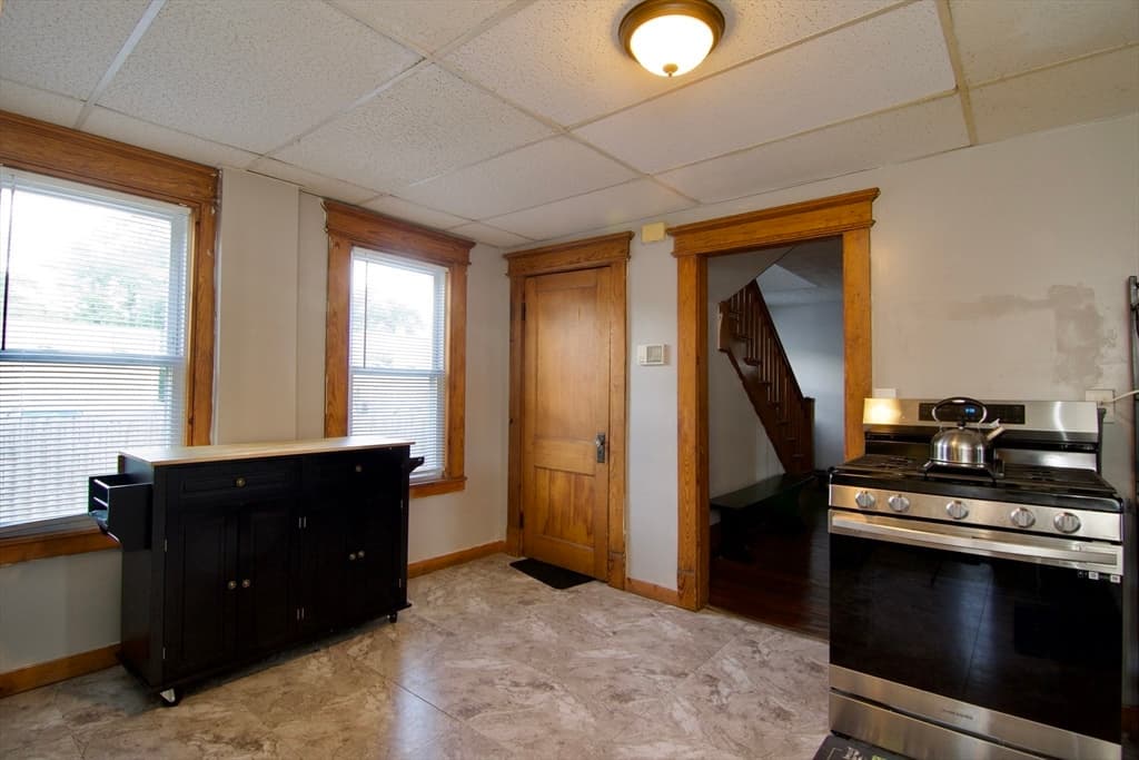 Single Family Residence at 16 Amity Ct, Springfield MA 01108, Springfield, photo 19 of 42
