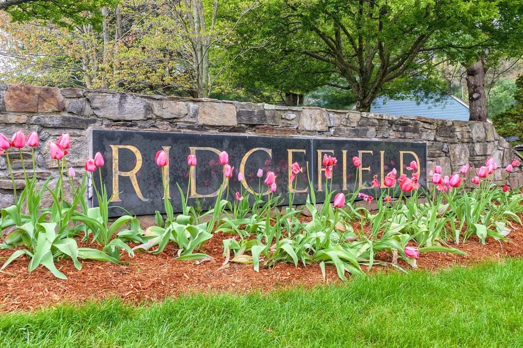 212 Ridgefield Cir # 212B, Clinton MA 01510 photo 40