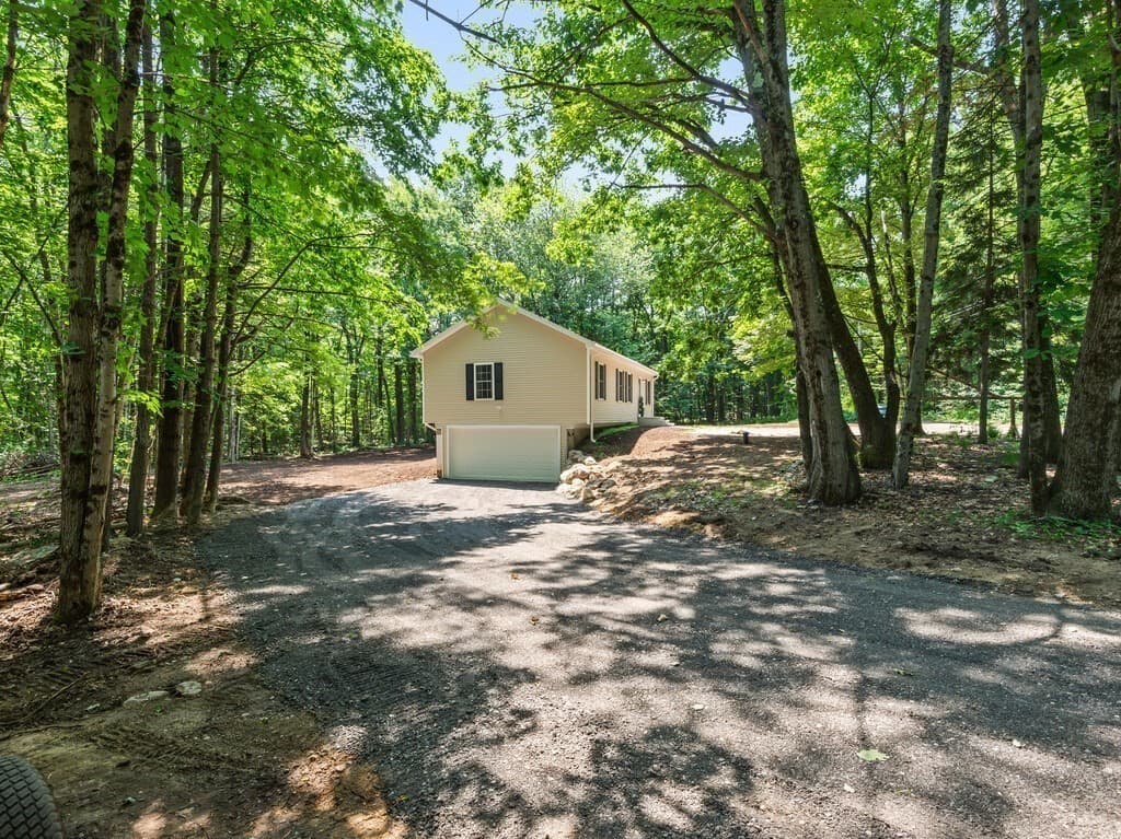 87 Murray Rd, Ashburnham MA 01430 photo 2