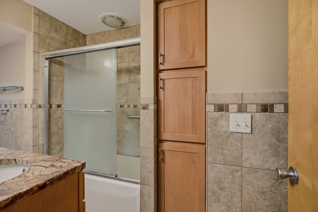 Single Family Residence at 1443 Bedford St, Fall River MA 02723, photo 23 of 34