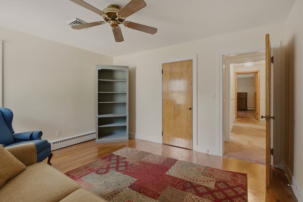 Single Family Residence at 1443 Bedford St, Fall River MA 02723, photo 18 of 34