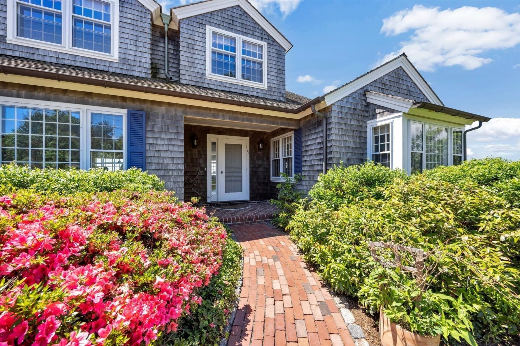 Single Family Residence at 31 Sunset Point Rd, Falmouth MA 02556, Falmouth, photo 9 of 40
