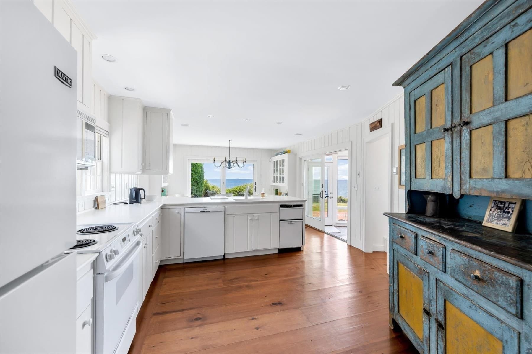 Single Family Residence at 31 Sunset Point Rd, Falmouth MA 02556, Falmouth, photo 24 of 40
