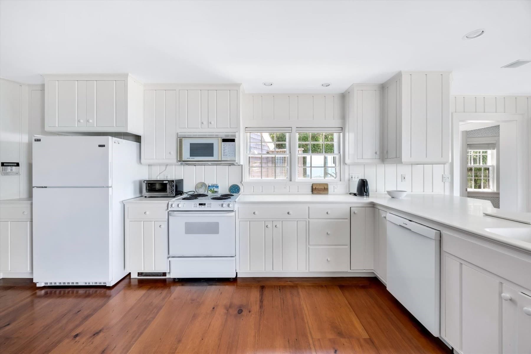 Single Family Residence at 31 Sunset Point Rd, Falmouth MA 02556, Falmouth, photo 25 of 40
